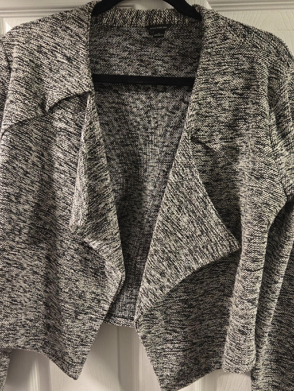 Ann Taylor Black & White Marled Open-Front Cardigan